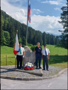 22. junij 2026, Korensko sedlo, od leve: praporščak Slobodan Ilič- OZVVS ZG, Boštjan Pristavec, Anton Hribar, PVD Sever Gorenjska.  