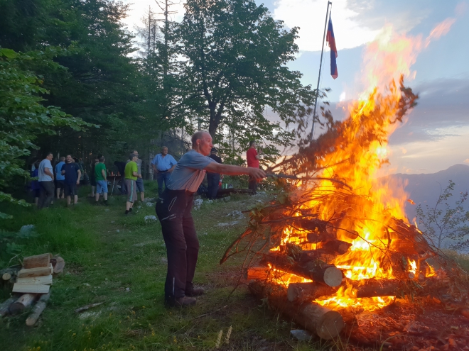 Kresovanje na Suhrni na predvečer dneva državnosti, 24. 6. 2021
