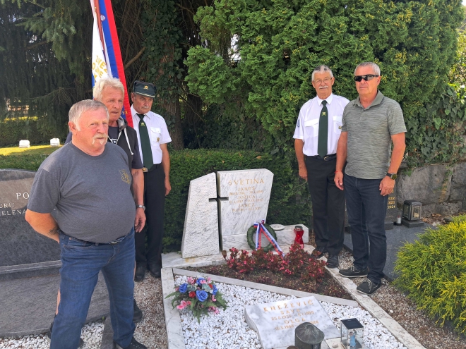 Poklon Janezu Svetina na 35. obletnico njegove smrti v osamosvojitveni vojni.